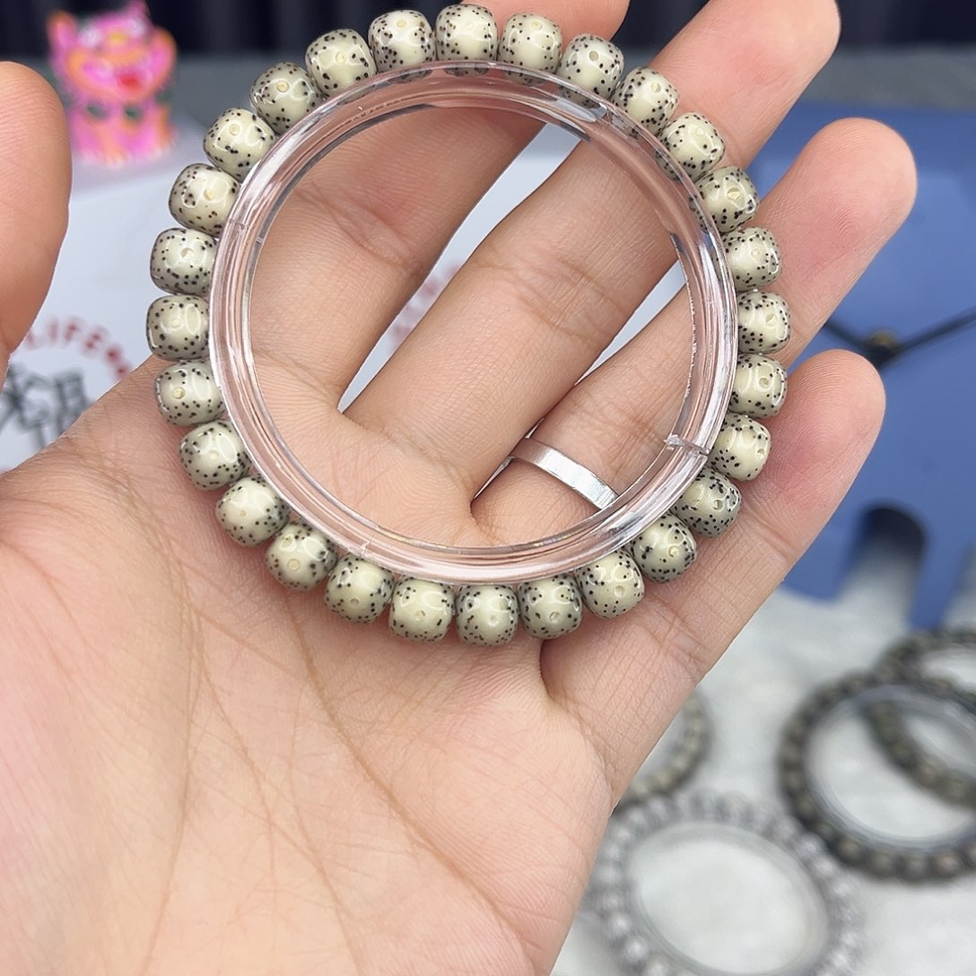 手串星月菩提卡8一线天