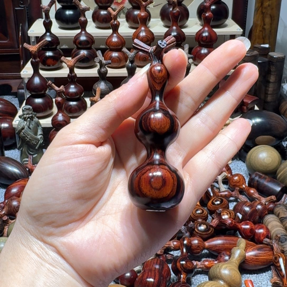 木起****啊微凹黄檀葫芦葫芦