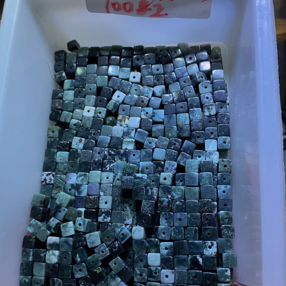 未镶嵌蛇纹石玉其他18