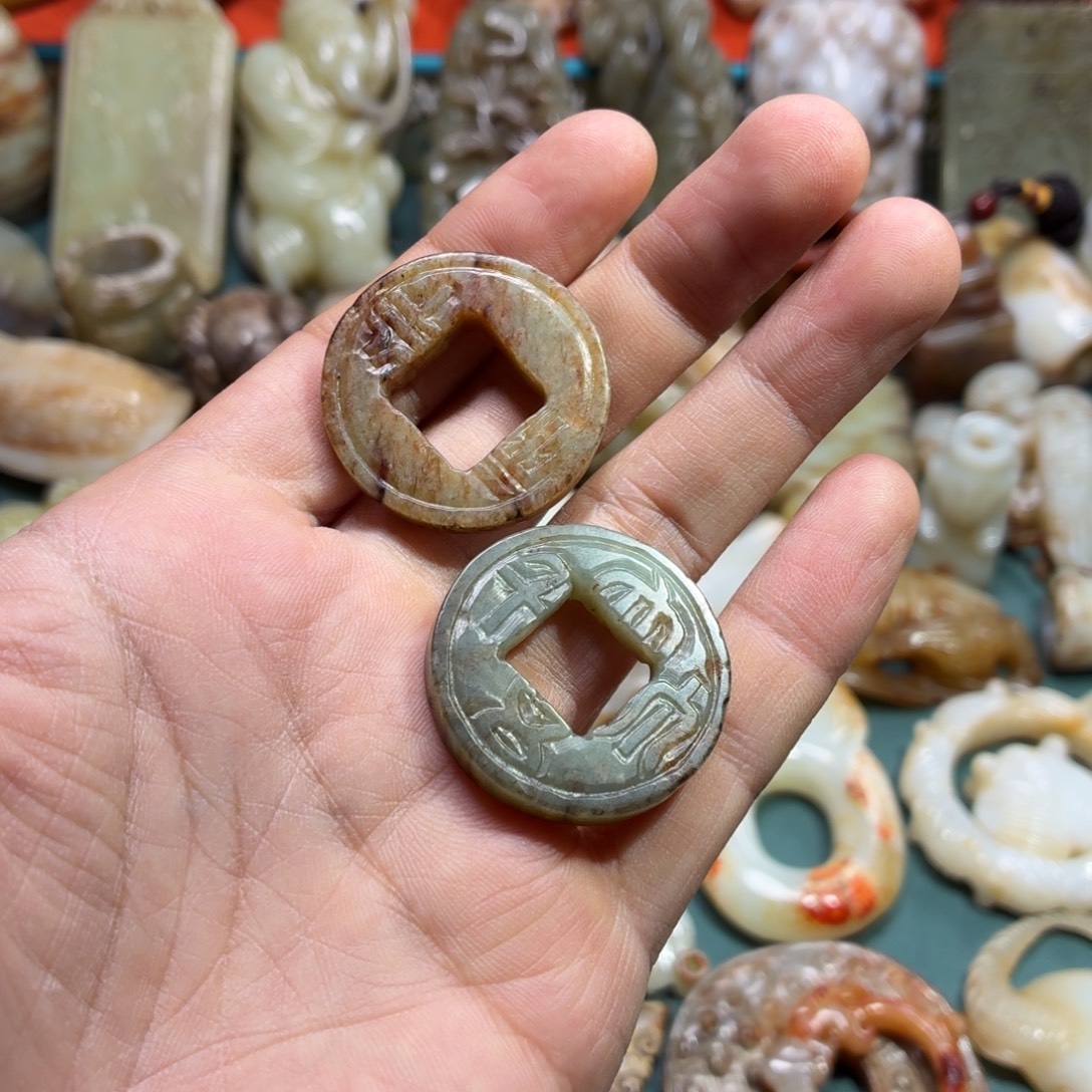 和田玉未镶嵌挂件