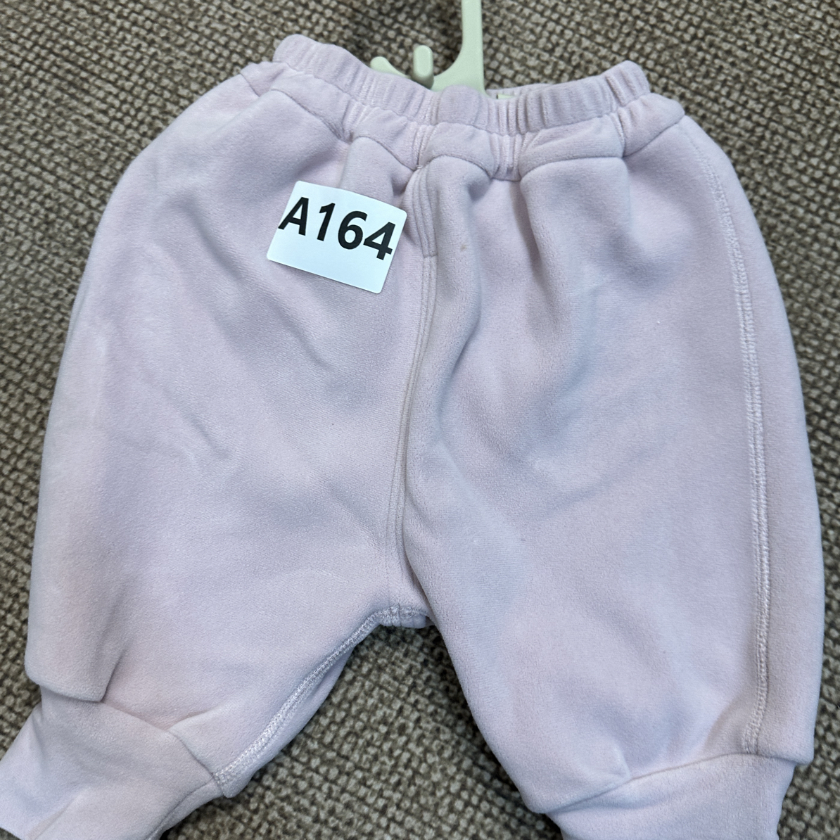 A164儿童粉色卫裤