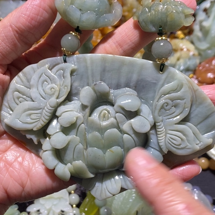 岫玉岫玉吊坠未镶嵌