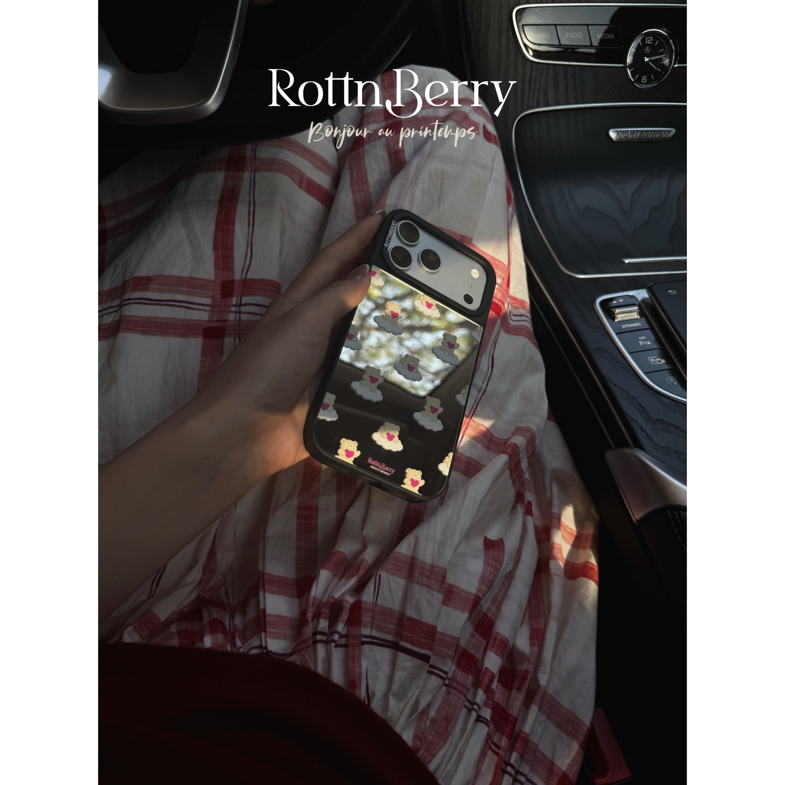 RottnBerry · “熊抱一夏” 爱心小熊云朵镜面磁吸手机壳iphone17