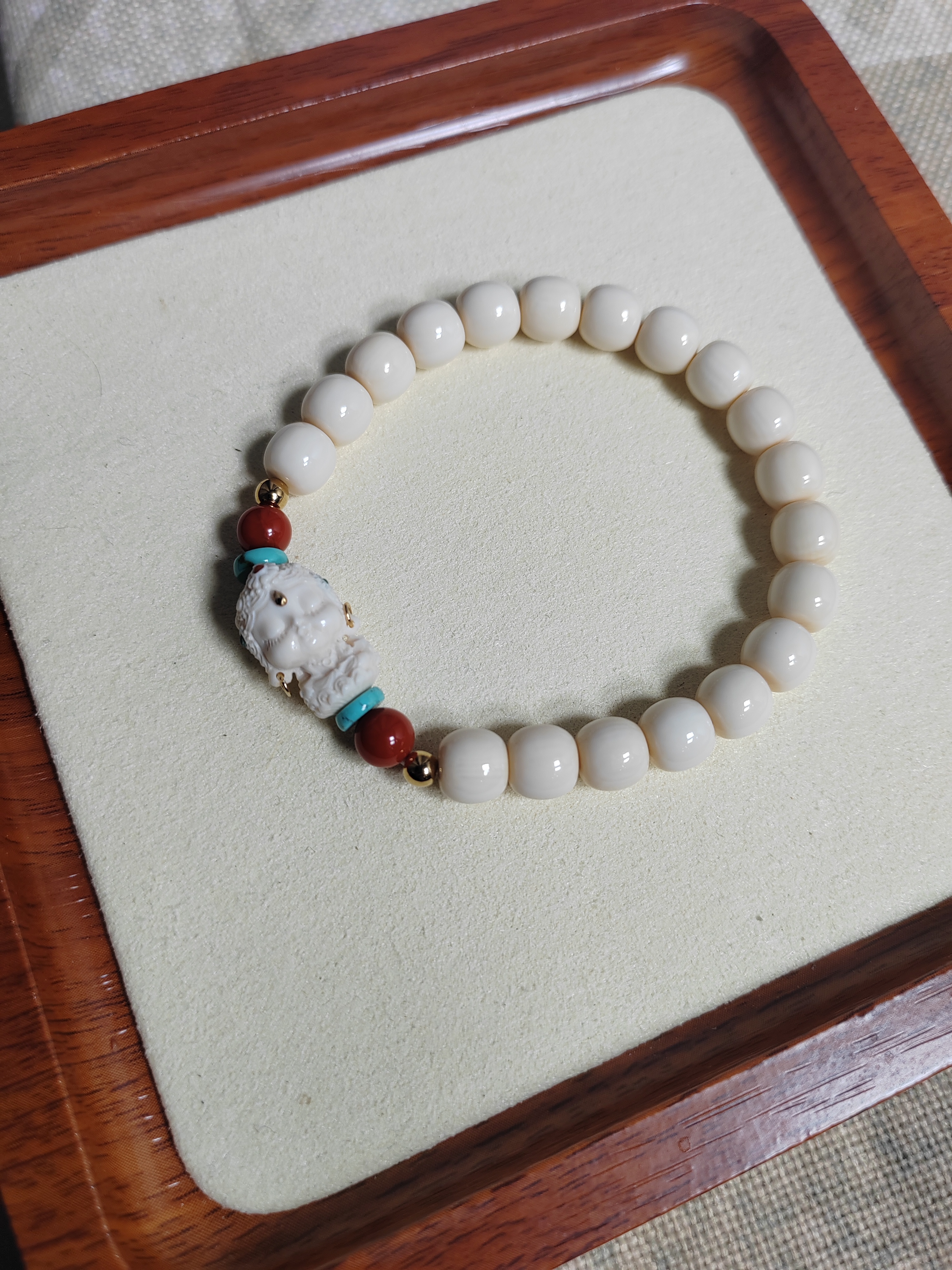 精雕设计精美手串气质款