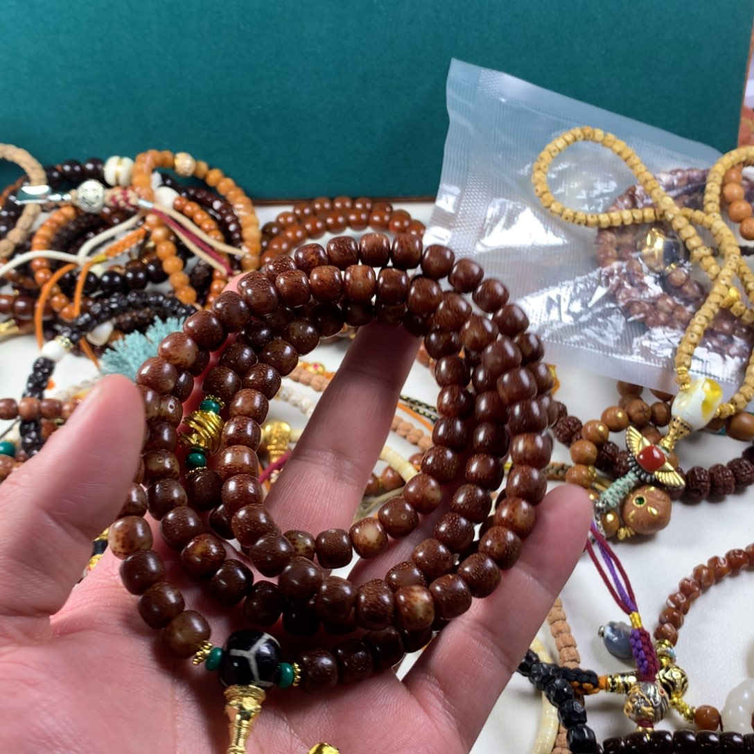 星月菩提吊坠。。。。。。。。。。。