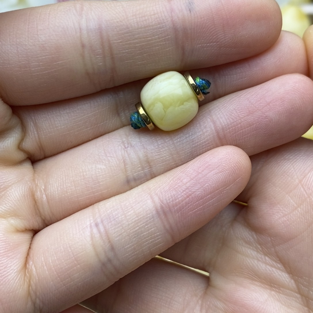 琥珀裸石未镶嵌小*.11✖️10微瑕