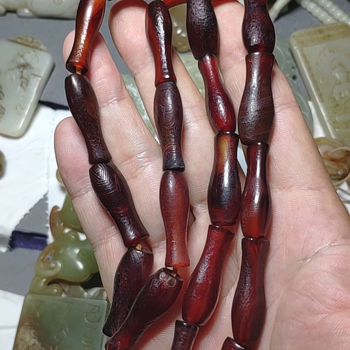 玛瑙/玉髓未镶嵌颈饰感*