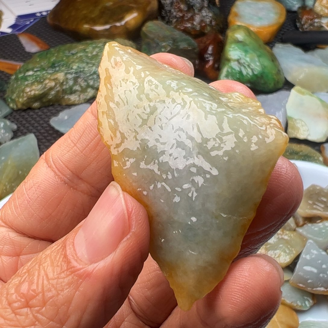 翡翠裸石缅甸翡翠