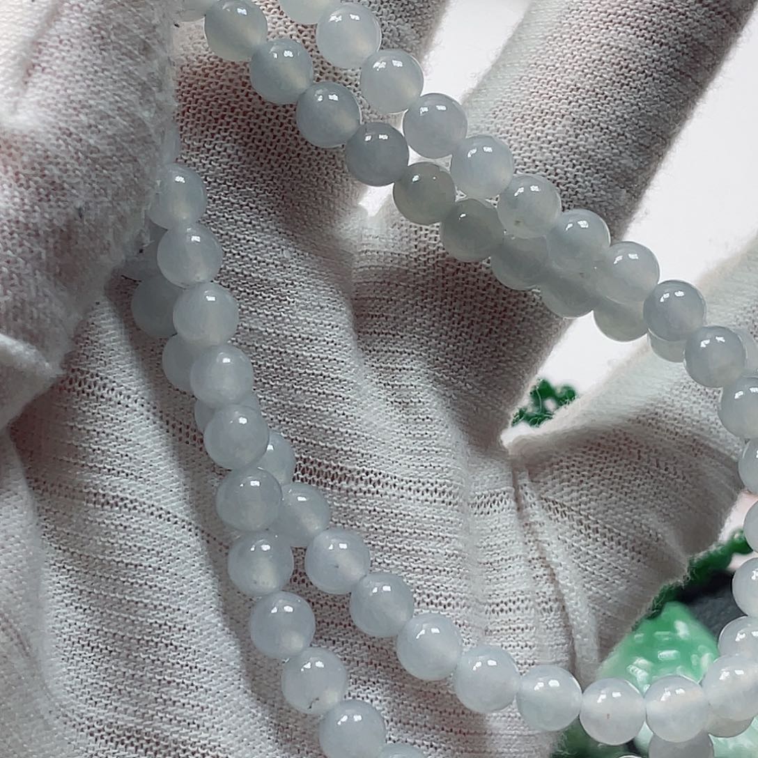 翡翠吊坠(不含链)未镶嵌说**啊