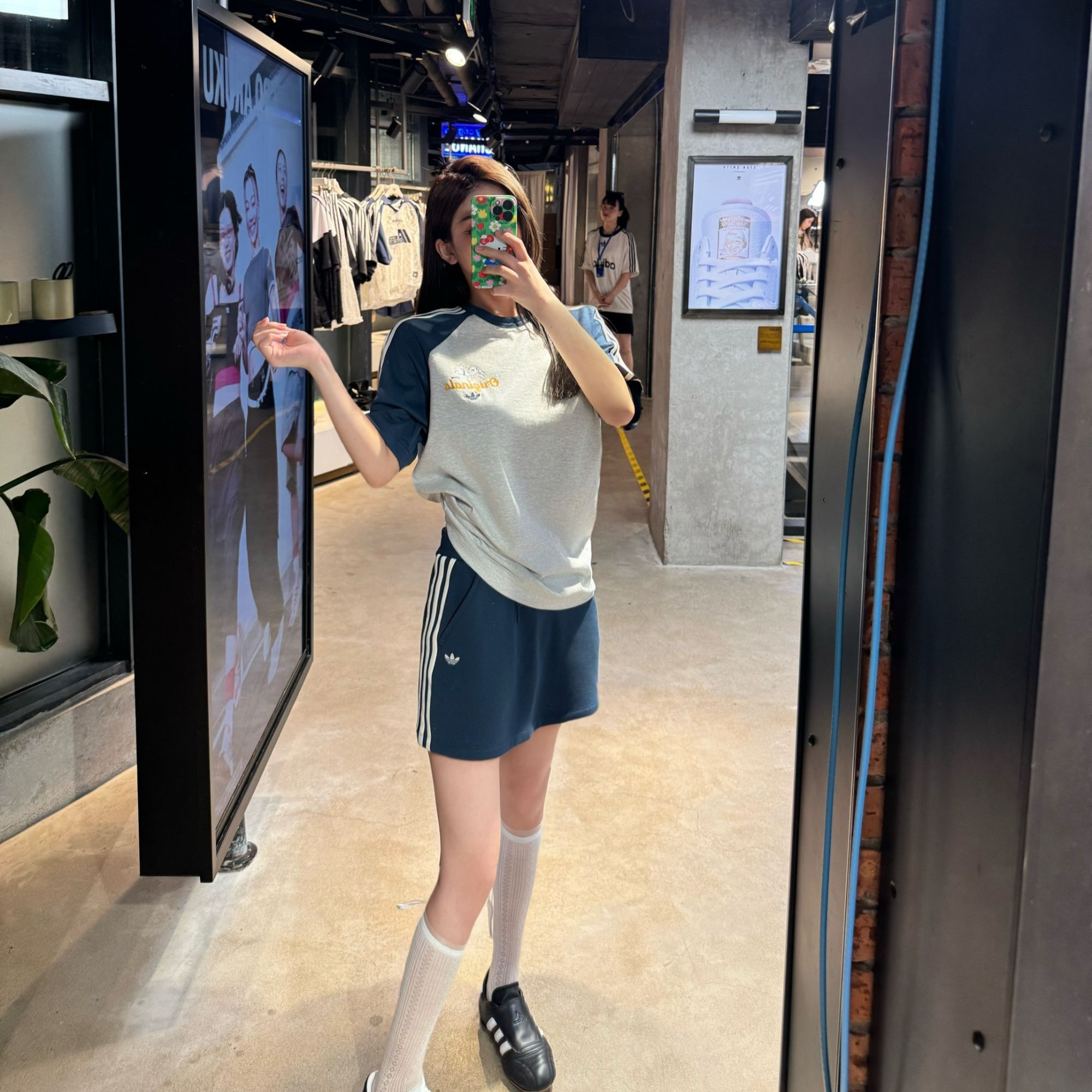 adidas/阿迪达斯迪士尼联名款情侣纯棉运动短袖T恤KG6685