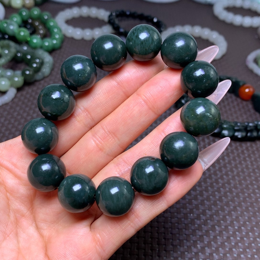 未镶嵌手串和田玉卡16