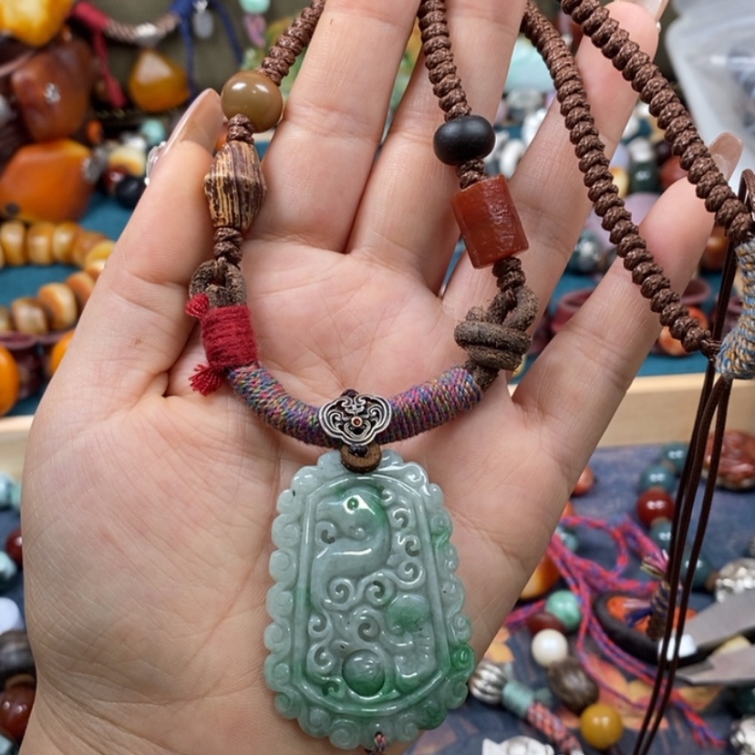 【闪购商品】翡翠颈饰未镶嵌项链