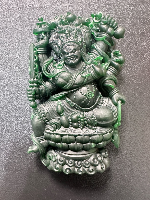 天然A货翡翠黑天重工精品