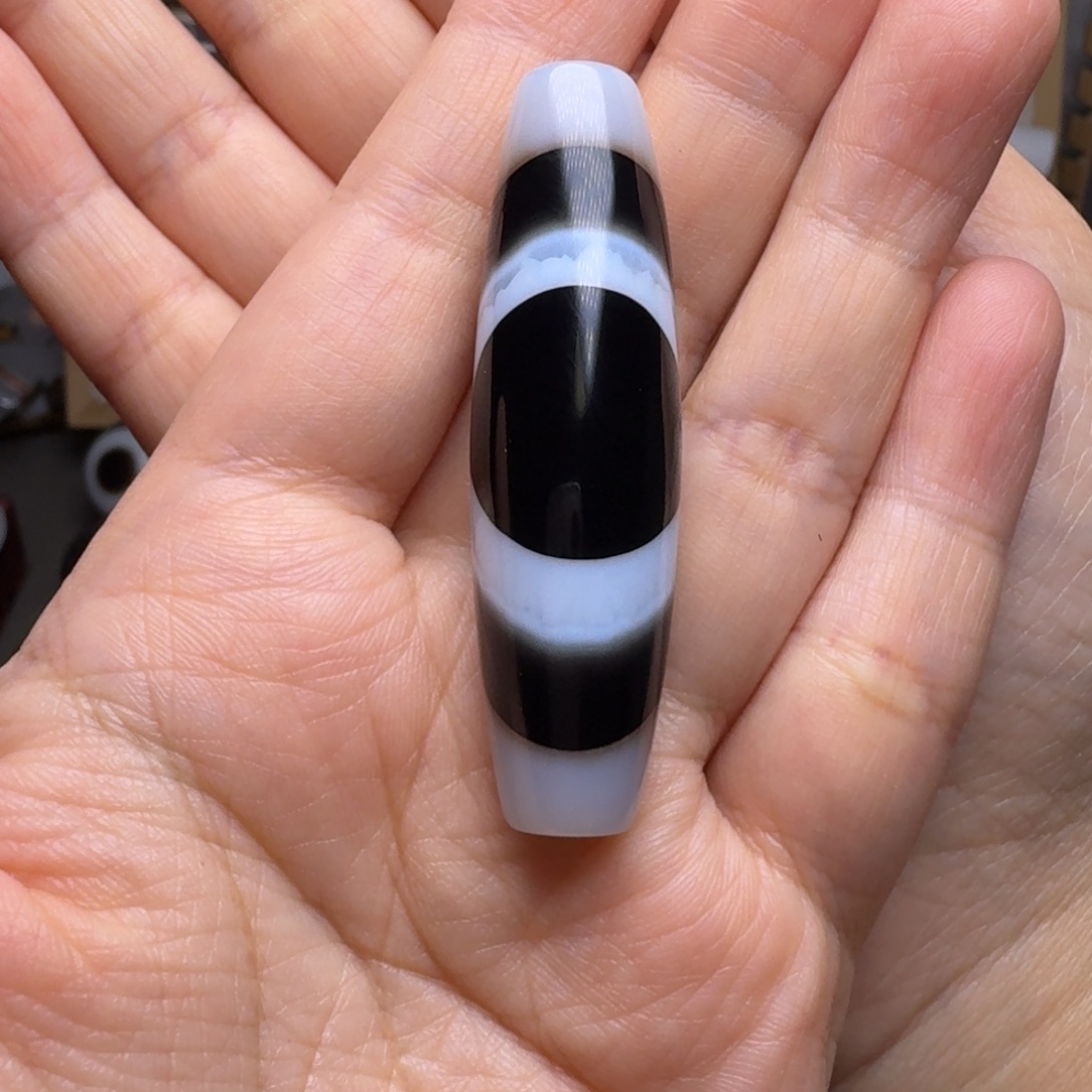 摩***…玛瑙/玉髓未镶嵌颈饰