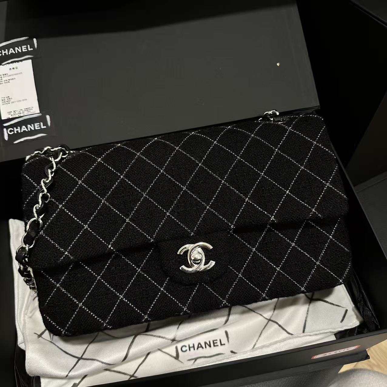 未使用 Chanel/香奈儿 多多奢品/香奈儿24A手工坊丝绒织物cf包