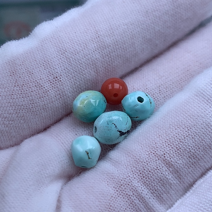 南红玛瑙未镶嵌珠宝奇石