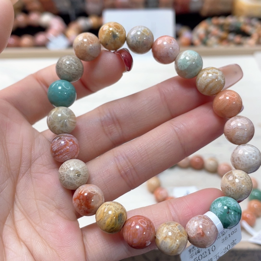 硅化珊瑚（珊瑚玉）手链未镶嵌*️**084