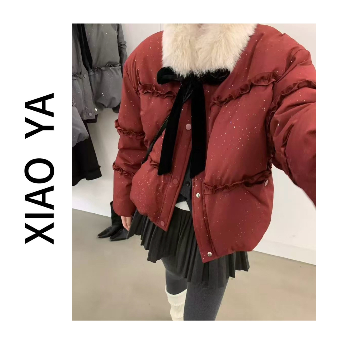 9556冬季新款国标90白鸭绒气质满天星蝴蝶结毛领羽绒服（衣长55）