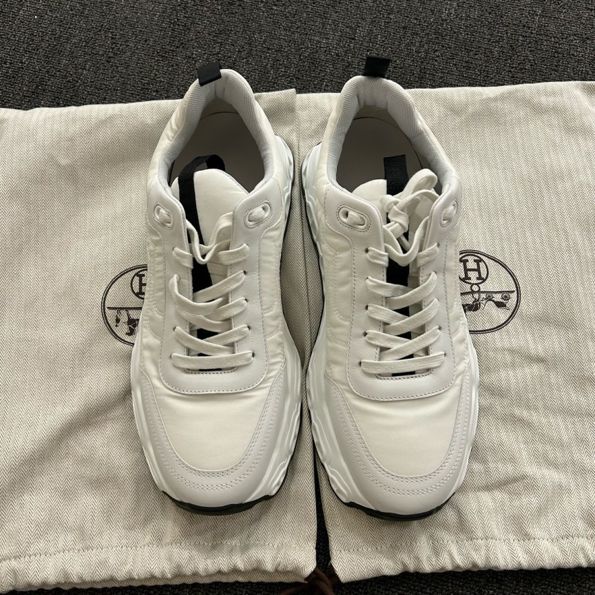 未使用 Hermes/爱马仕 （pm）猪鼻子厚底休闲鞋 42.5码➕防尘袋/0212