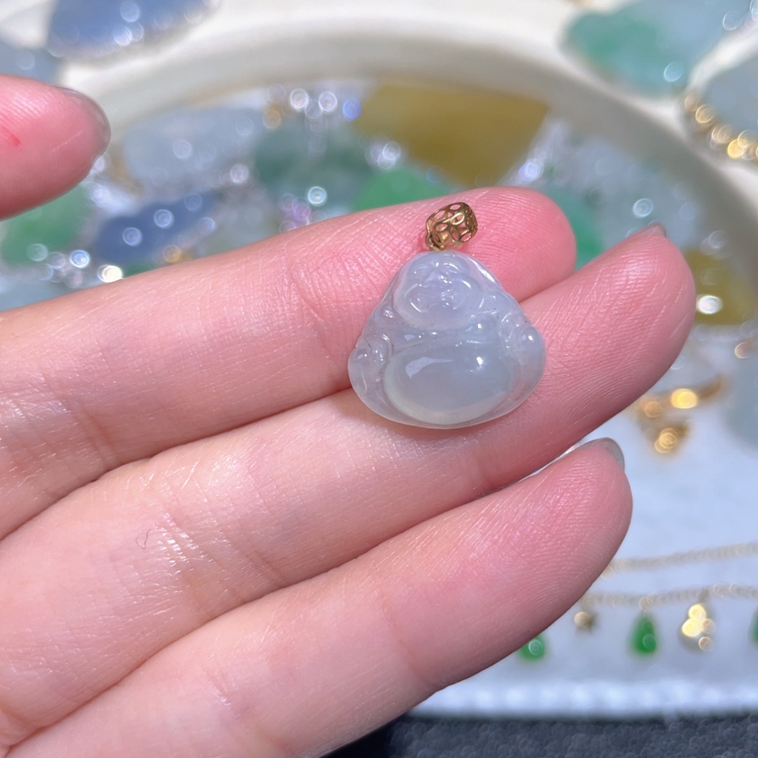 翡翠颈饰18K金镶嵌翡翠