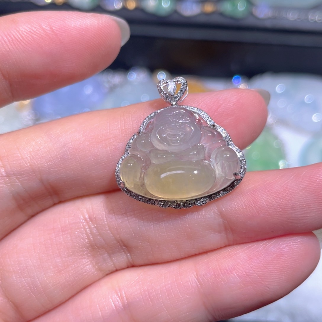 颈饰18K金镶嵌翡翠翡翠