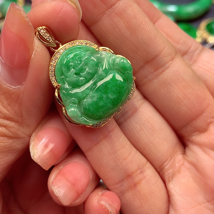 翡翠颈饰银S925镶嵌翡翠