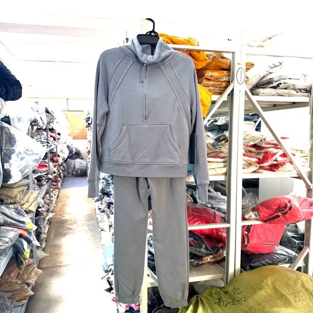 25450  D女款运动卫衣裤套装