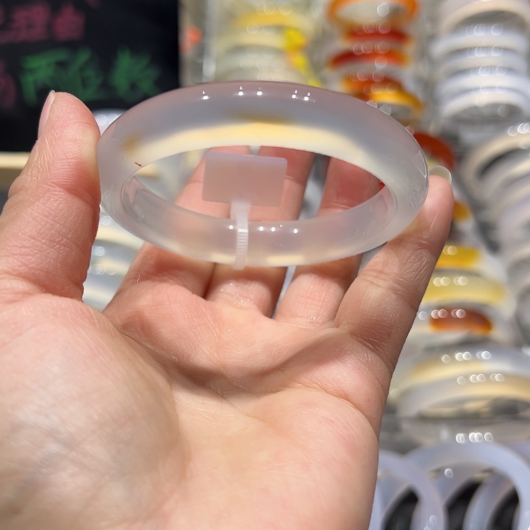 玛瑙/玉髓未镶嵌手镯54.8