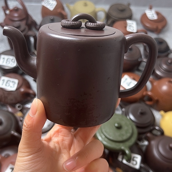 紫砂茶壶紫砂半手