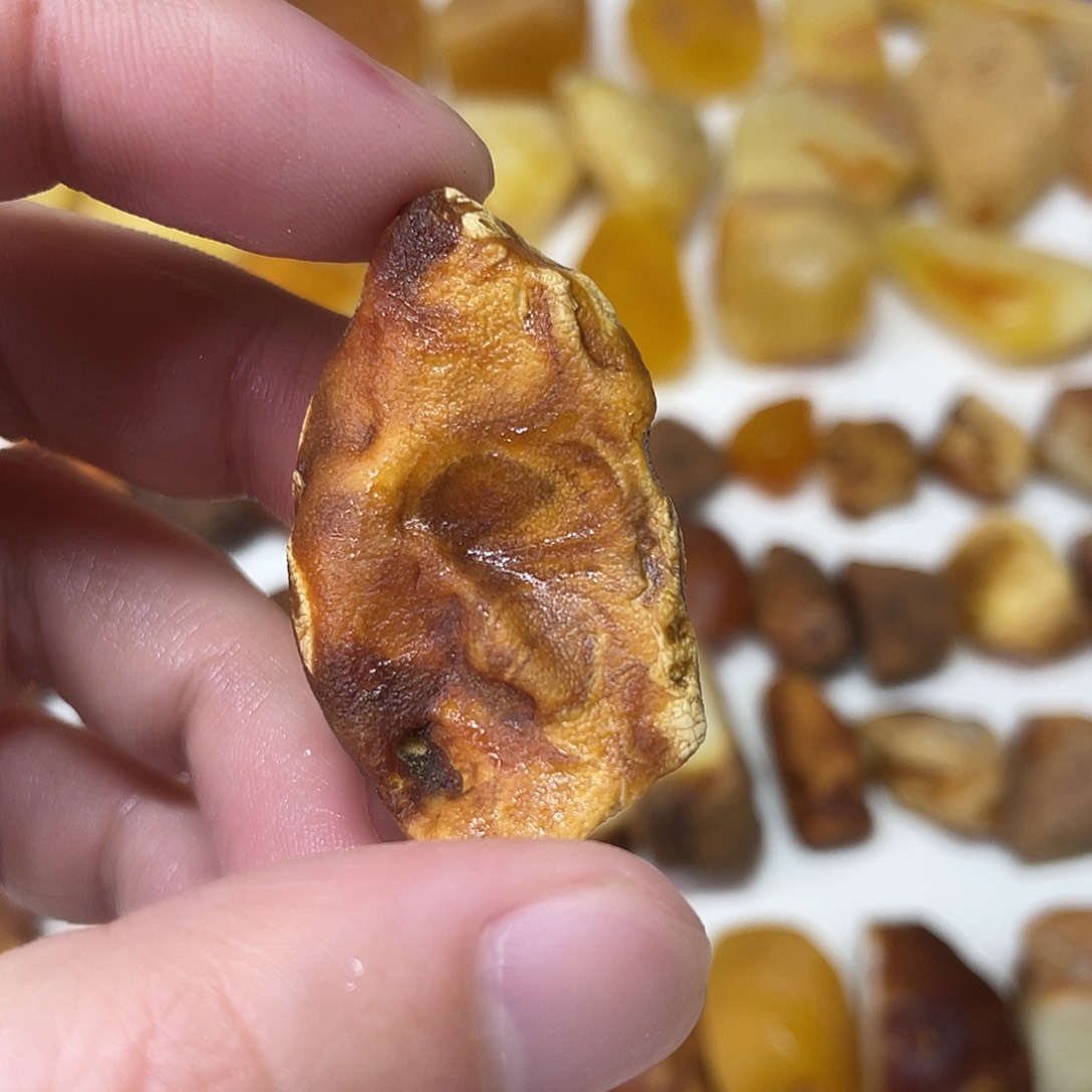 定制琥珀未镶嵌原矿琥珀
