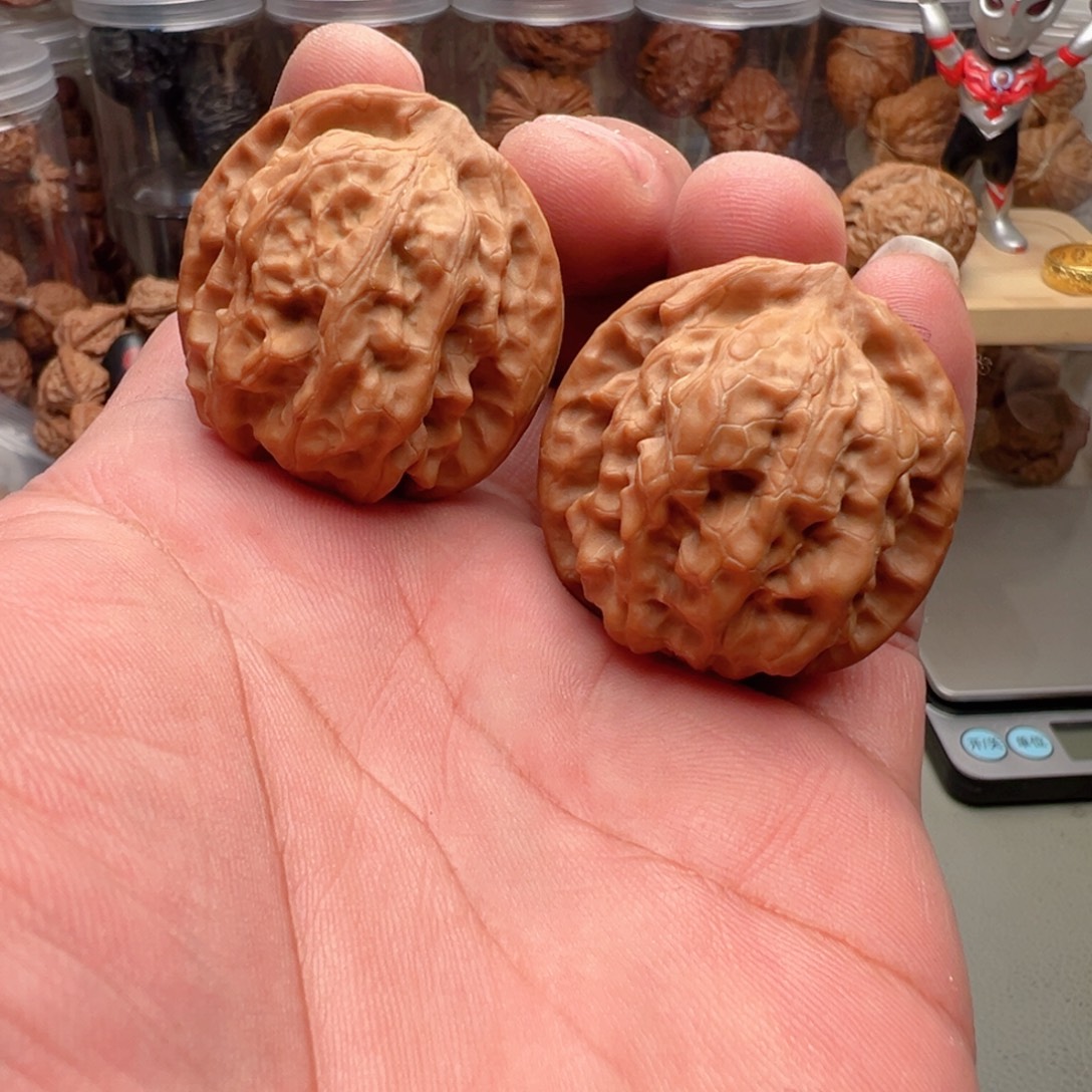 把件文玩核桃38尺磐石