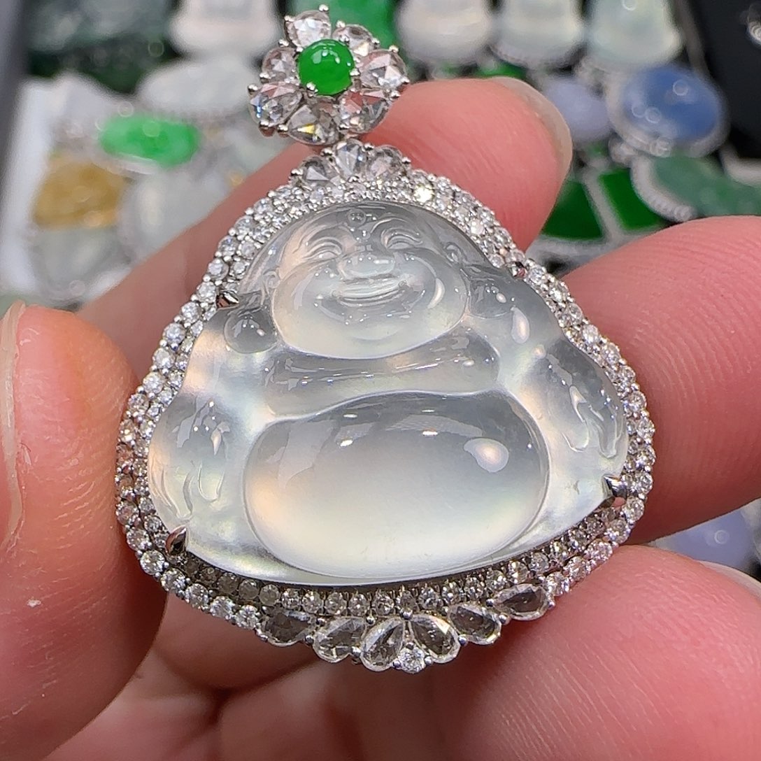 翡翠18K金镶嵌颈饰天然翡翠