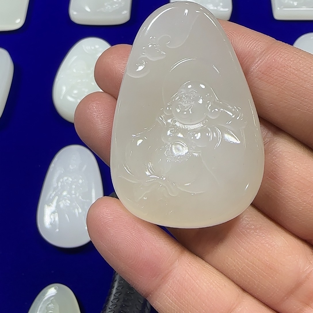 和田玉吊坠(不含链)未镶嵌