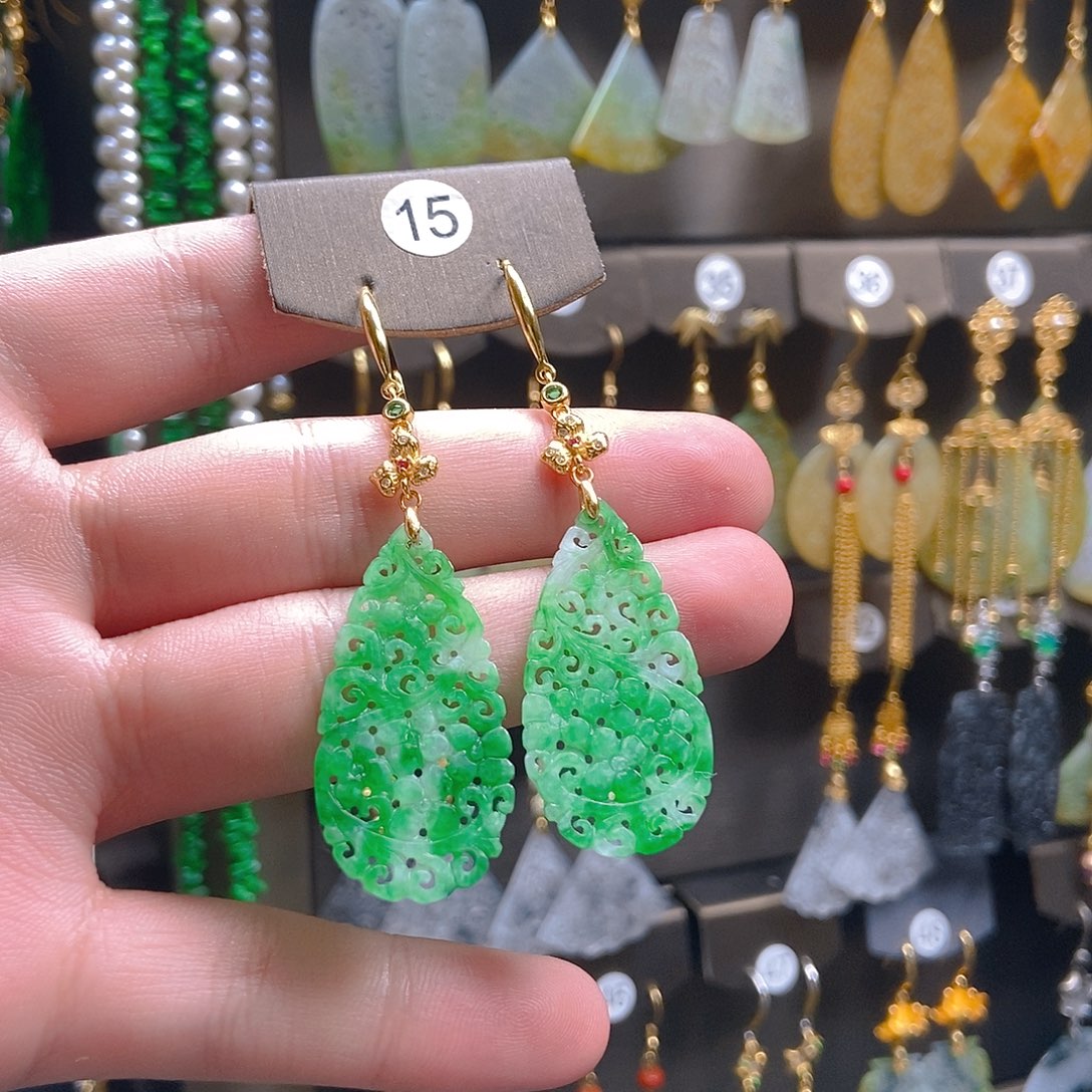 翡翠未镶嵌耳饰翡翠