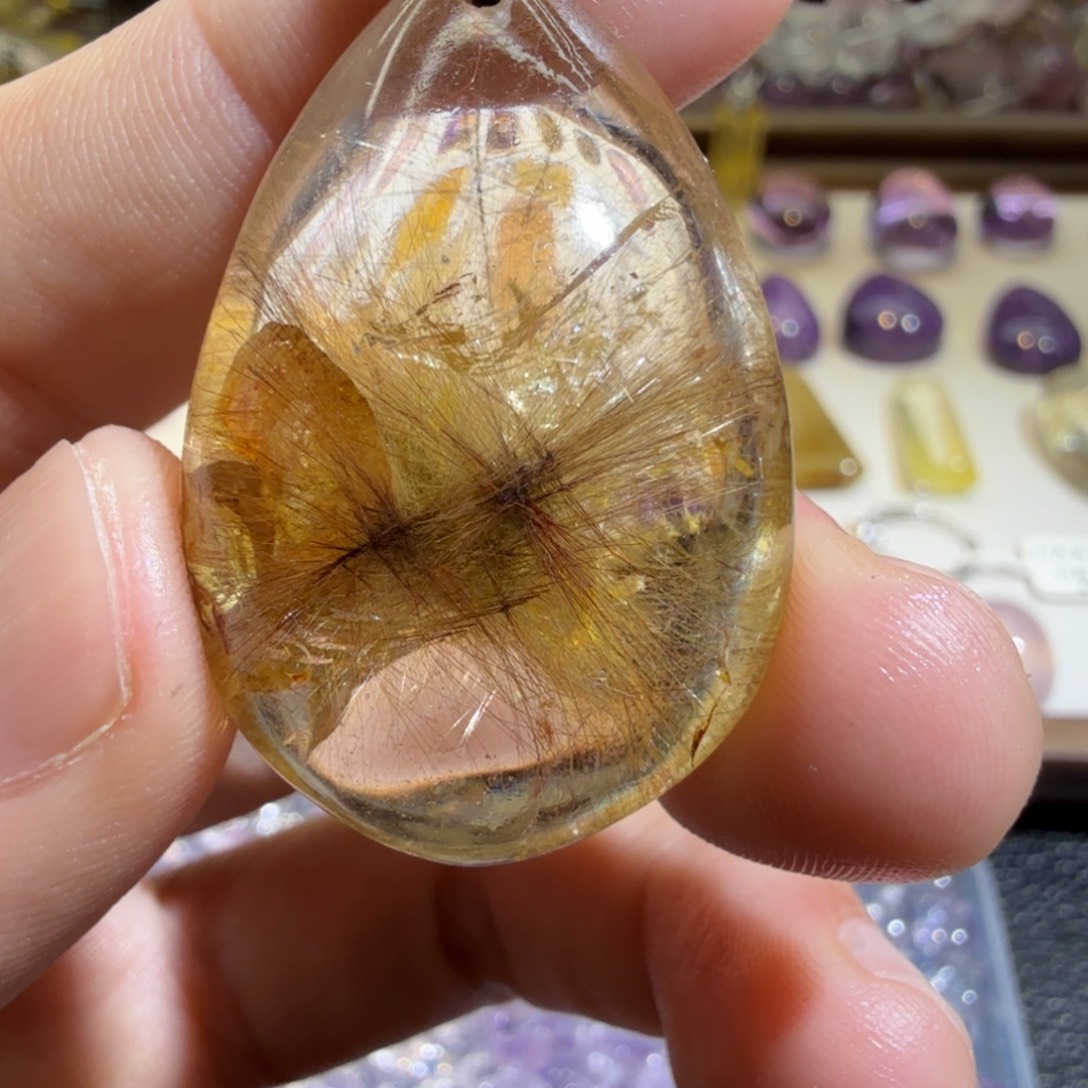 C***u吊坠(不含链)未镶嵌水晶