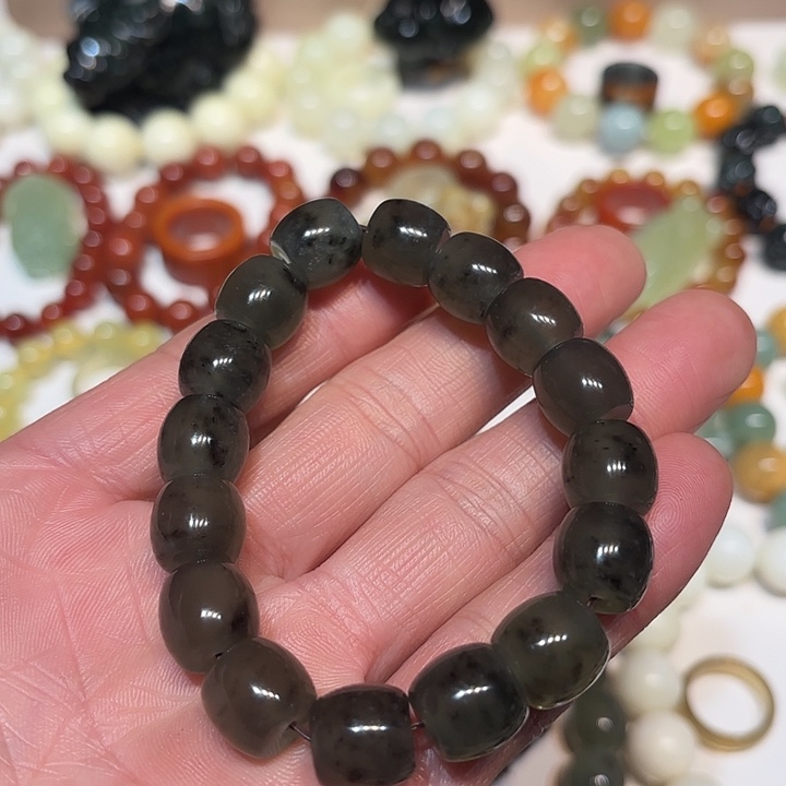 蛇纹石玉未镶嵌手串