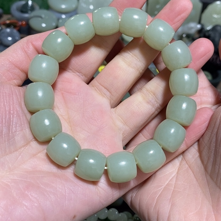 和田玉未镶嵌手链