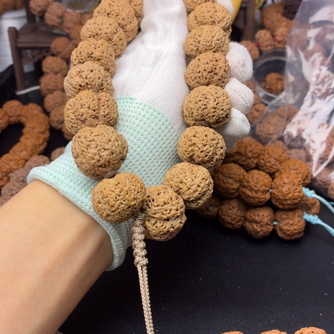 算***放金刚菩提吊坠24mm菠萝蜜