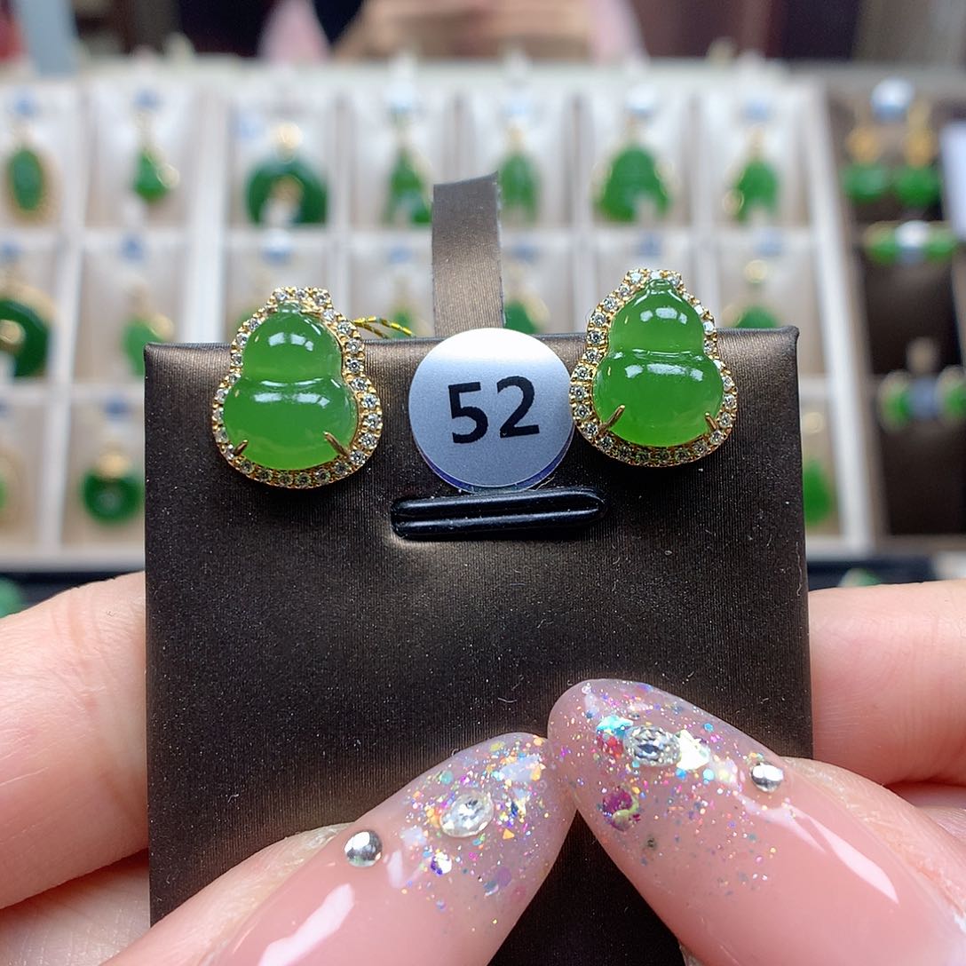 和田玉耳饰18K金镶嵌810