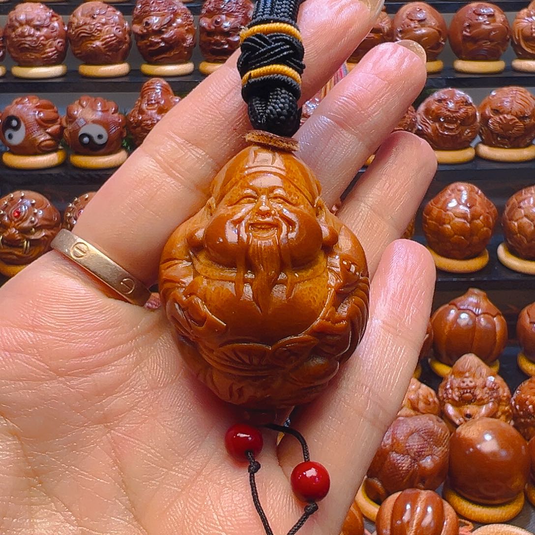 橄榄核手串/手链官帽财神一个手把件