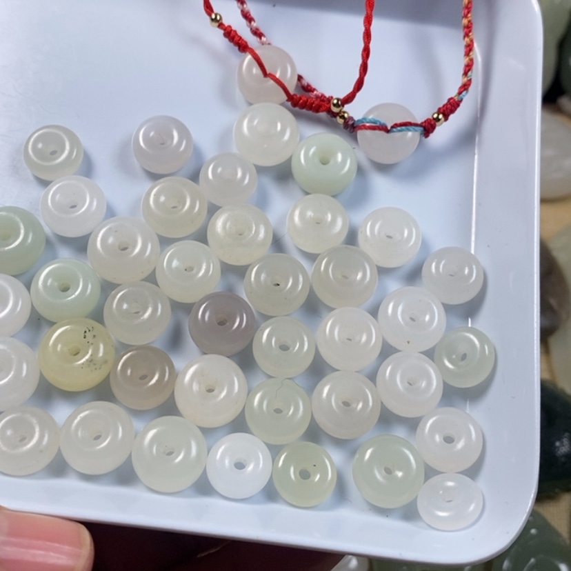 【闪购商品】和田玉挂件未镶嵌多样性发货，拍一发一