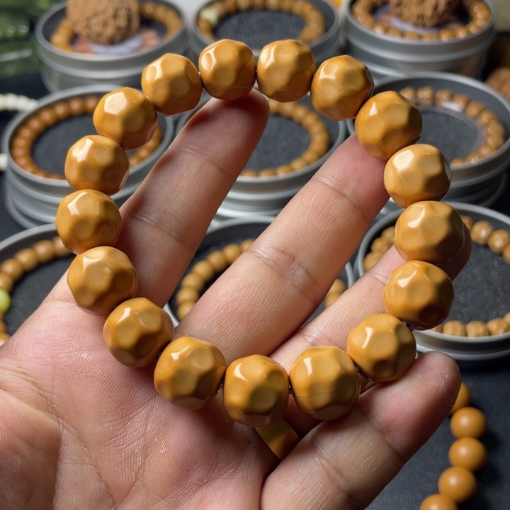 猴头核桃手串瑕疵款龙岩大奶酪14.5