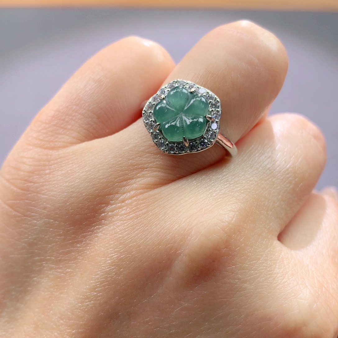 翡翠手镯未镶嵌天然翡翠手镯叮当镯