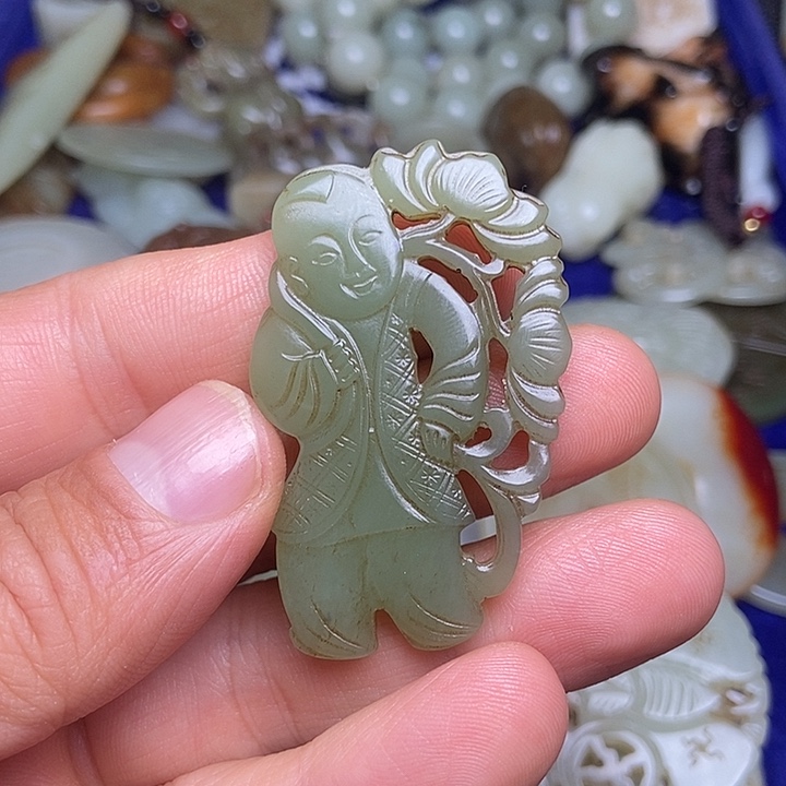 颈饰未镶嵌和田玉安**茶