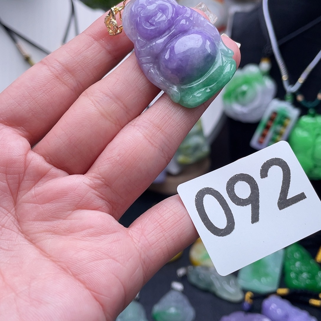 吊坠(赠链)未镶嵌翡翠