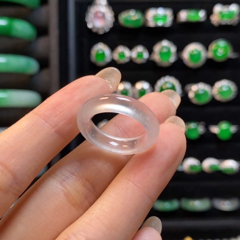 【闪购商品】翡翠18K金镶嵌吊坠(不含链)玻璃种素圈