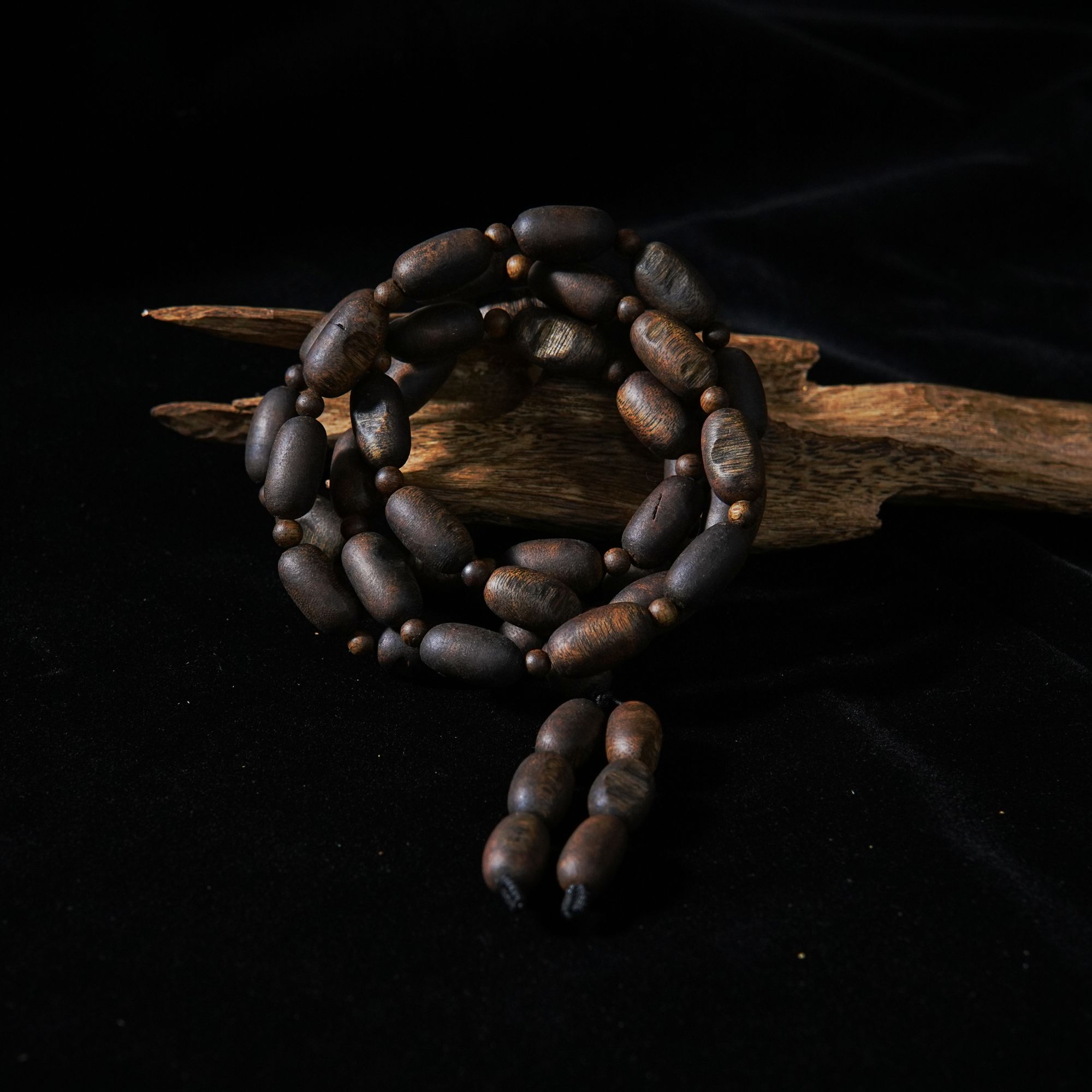 沉香香霸留疤手串多圈50g+手串单圈+粉