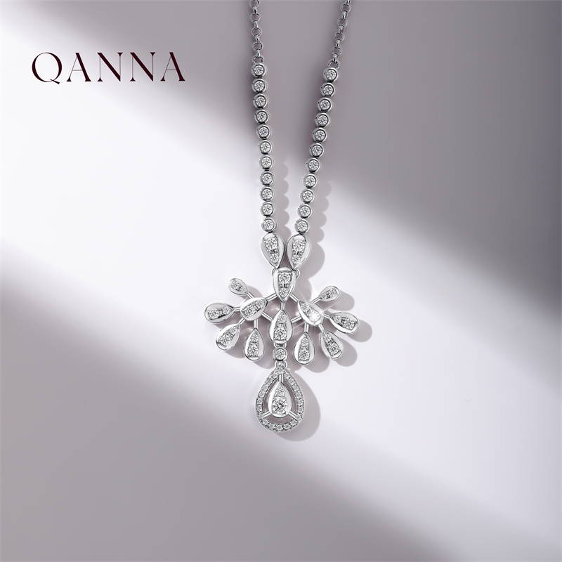 QANNA【大号水滴皇冠项链】18K金豪华晚宴款钻石锁骨链AK