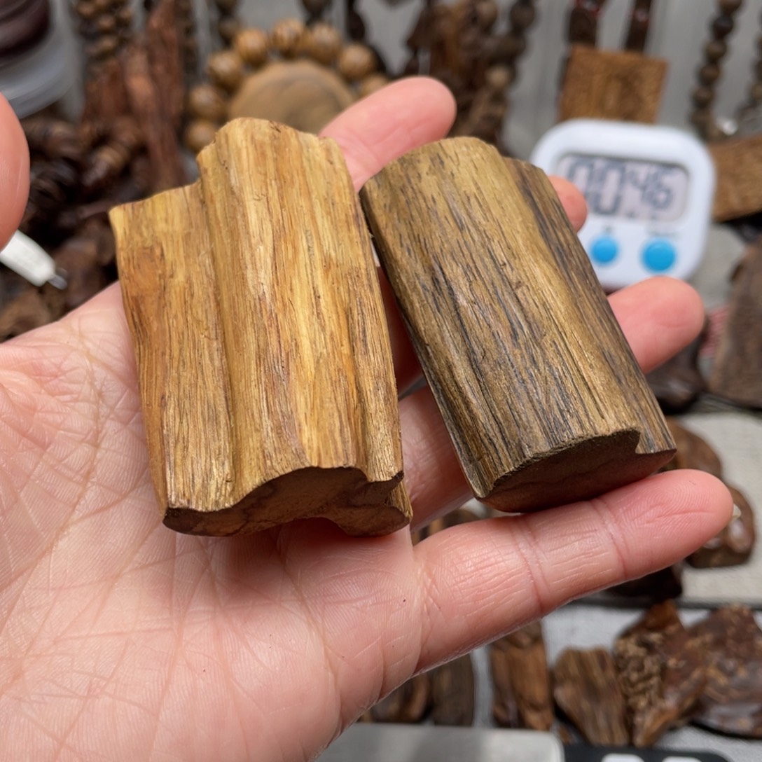 芊***雨沉香碎屑沉香沉香