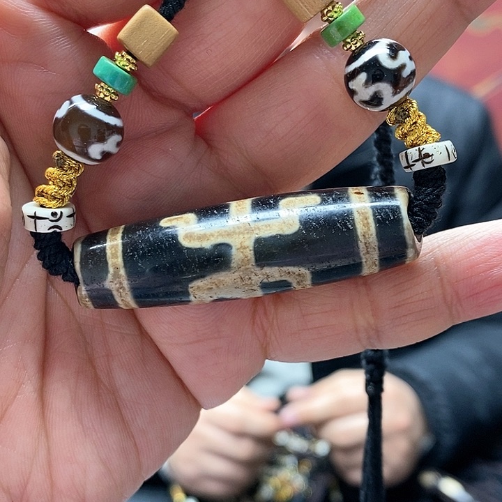 玛瑙/玉髓颈饰合金